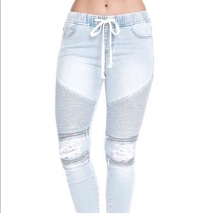 ‘Telluride’ Denim Jogger - Light